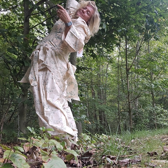 Selkie Villa 3 pc set corset blouse and trouser - Picture 3 of 4